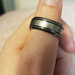 Size 9 Titanium Men's Ring